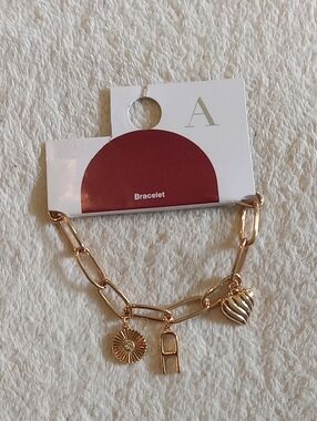 NWT Gold Charm Initial Bracelet